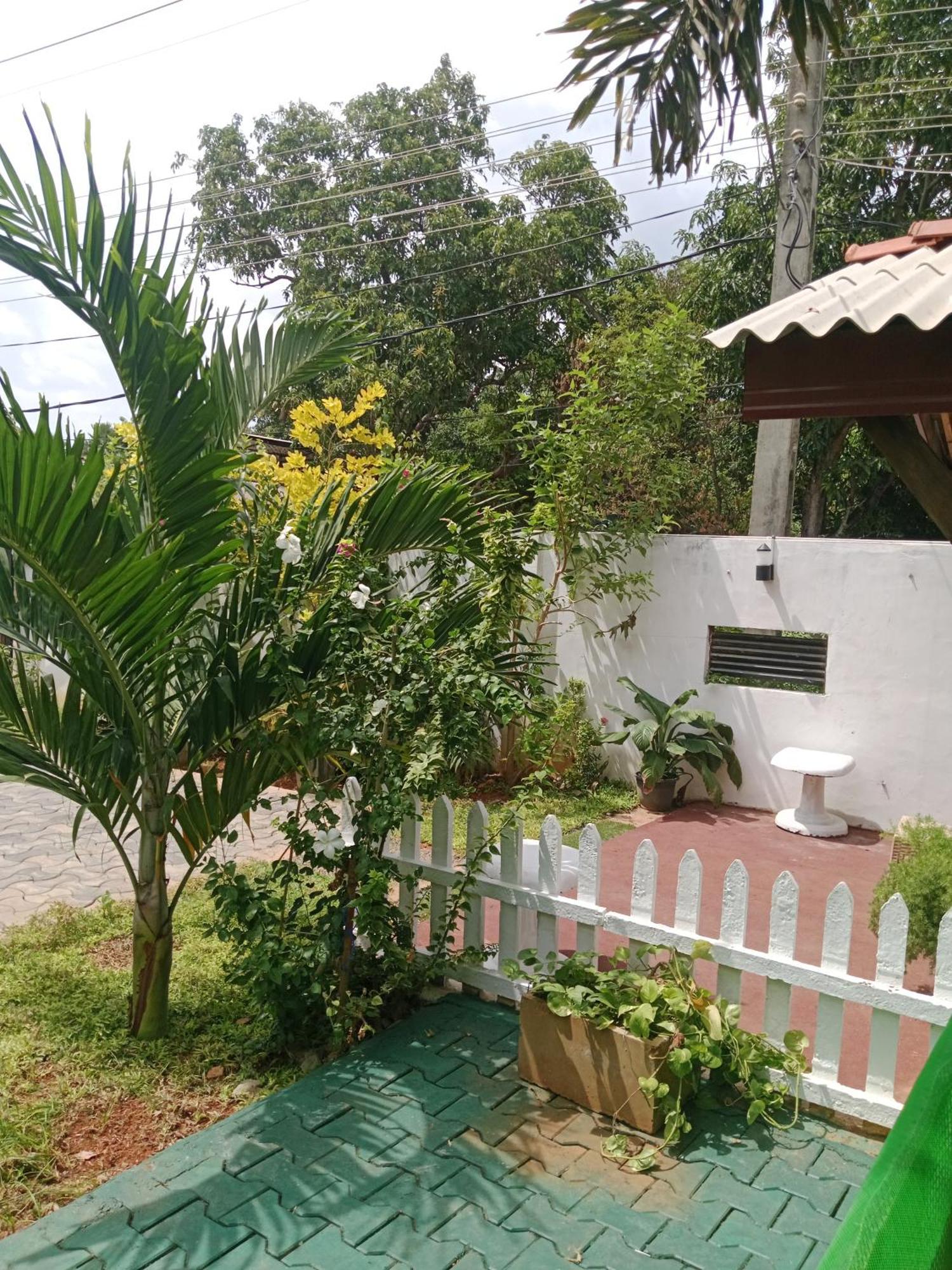 Home Stay Resort Nilaveli Kültér fotó