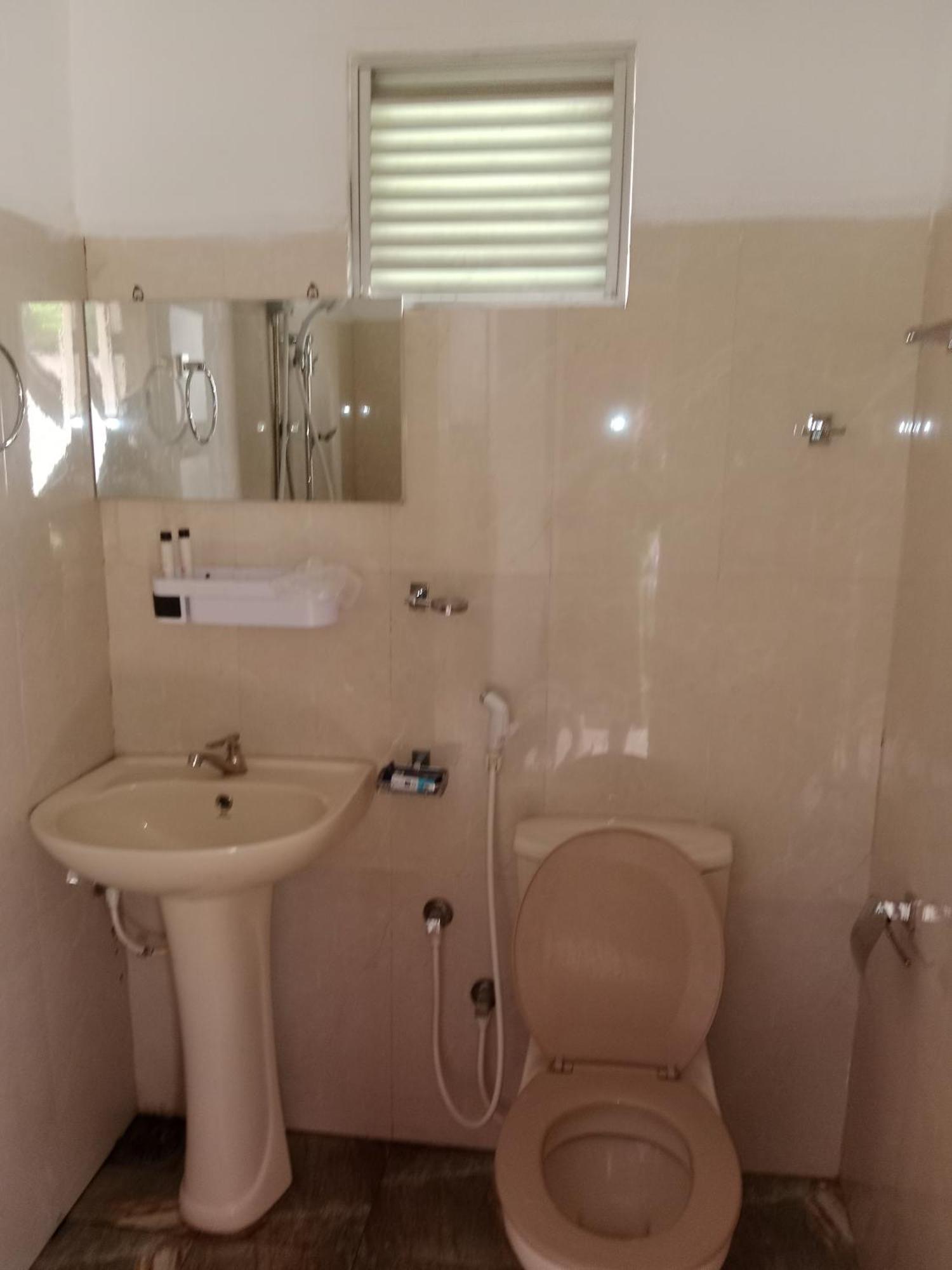 Home Stay Resort Nilaveli Kültér fotó
